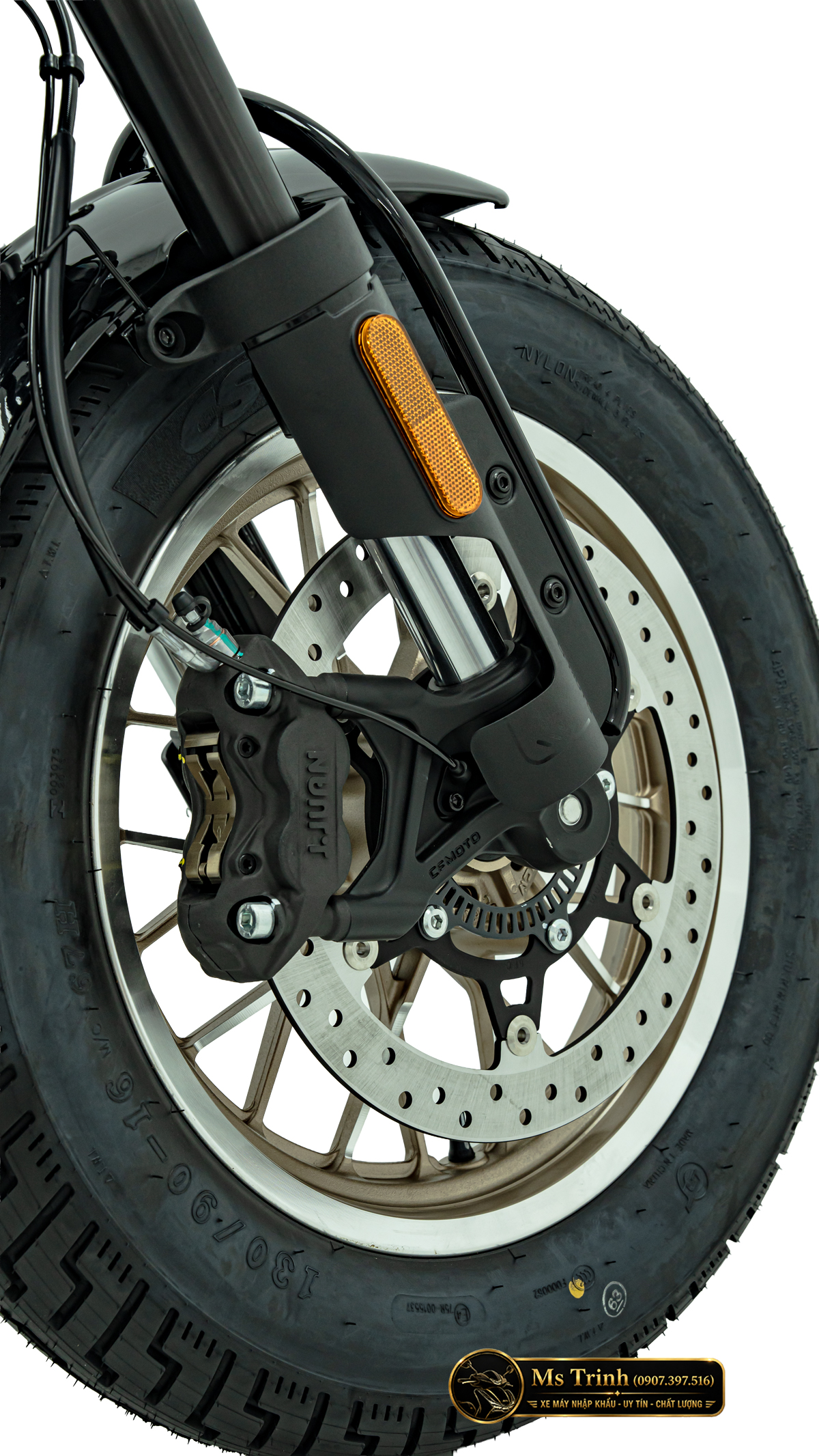 Phanh trước CFMOTO 450CL-C AMT trang bị đĩa lớn và hệ thống ABS