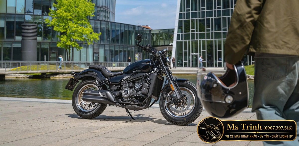 CFMoto 450CL-C AMT 449cc màu đen mang kiểu dáng cruiser cơ bắp phù hợp di chuyển trong đô thị
