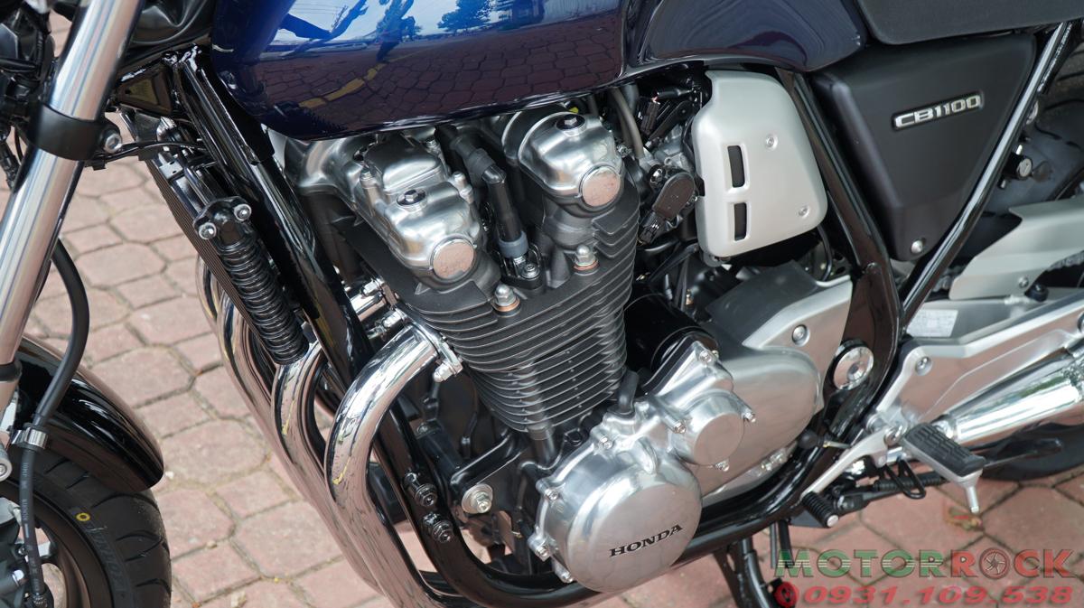 Honda CB1100RS chi tiết xanh