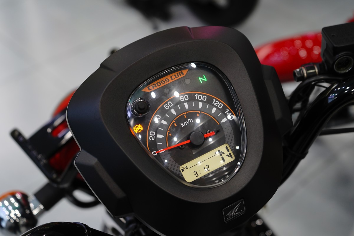Cross Cub 110 Kumamon chính hãng tại Việt Nam