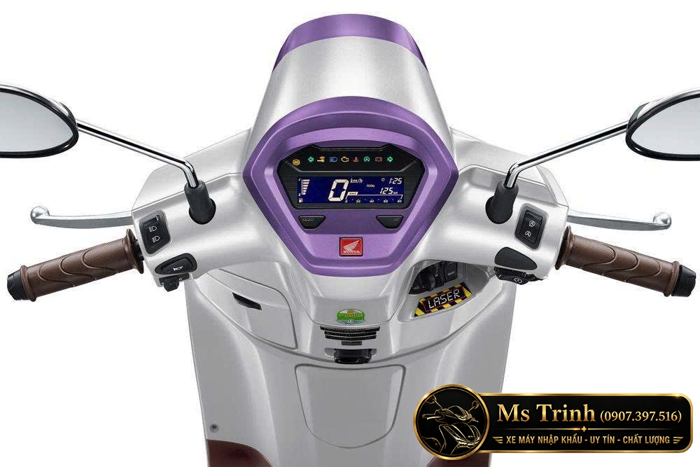 Đồng hồ LCD Honda Giorno+ Buzz Lightyear Limited Edition hiển thị đầy đủ thông tin vận hành Đồng hồ LCD Honda Giorno+ Buzz Lightyear Limited Edition hiển thị đầy đủ thông tin vận hành