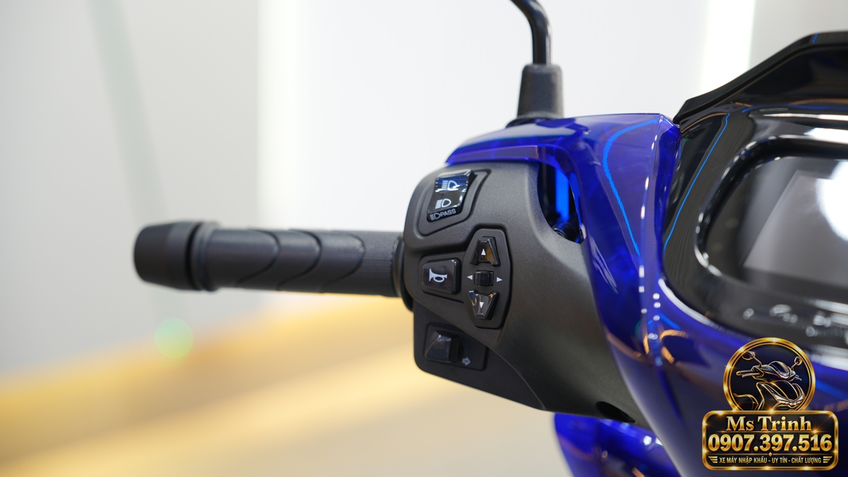 Honda SH150 Vetro Blue Model 2027 Sắc xanh Sapphire trong suốt, chọn khác biệt ngay từ ánh nhìn Honda SH150 Vetro Blue Model 2027 Sắc xanh Sapphire trong suốt, chọn khác biệt ngay từ ánh nhìn
