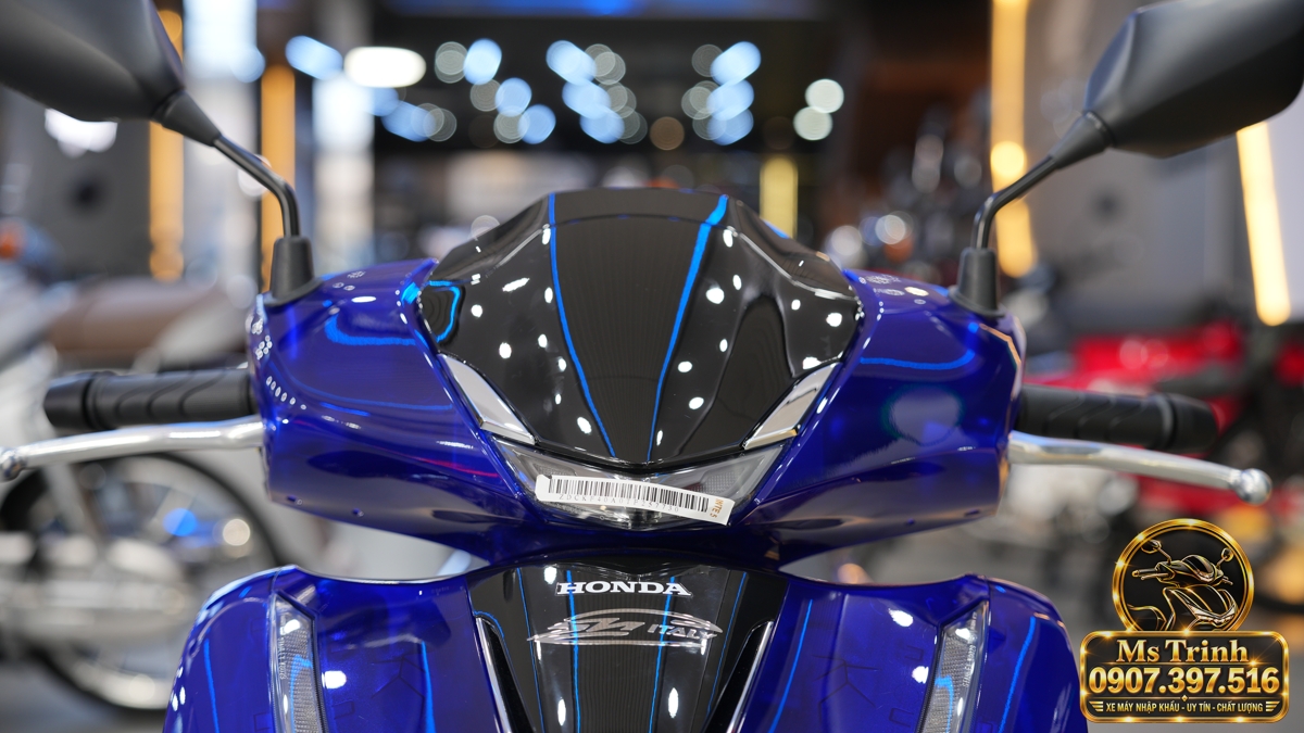 Honda SH150 Vetro Blue Model 2027 Sắc xanh Sapphire trong suốt, chọn khác biệt ngay từ ánh nhìn Honda SH150 Vetro Blue Model 2027 Sắc xanh Sapphire trong suốt, chọn khác biệt ngay từ ánh nhìn