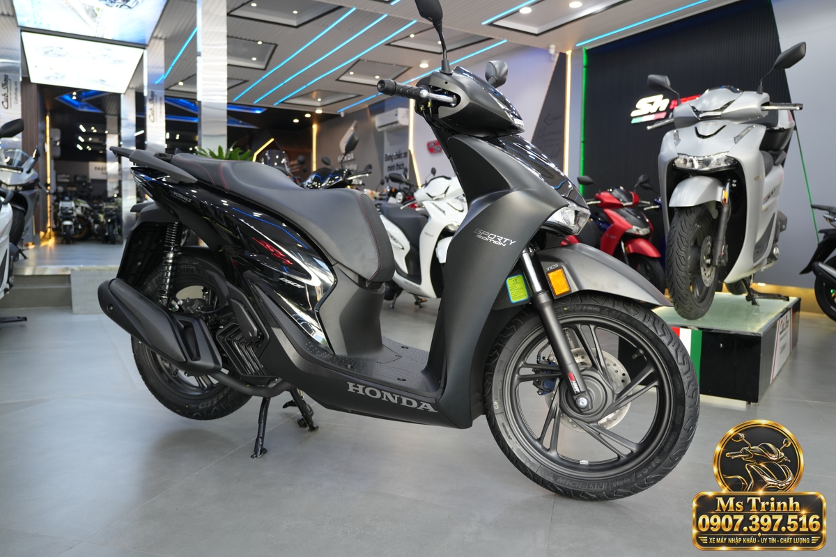 Honda SH150 Ý đen nhám model 2027 giá tốt Màu xe cuốn hút, trang bị đáng chọn