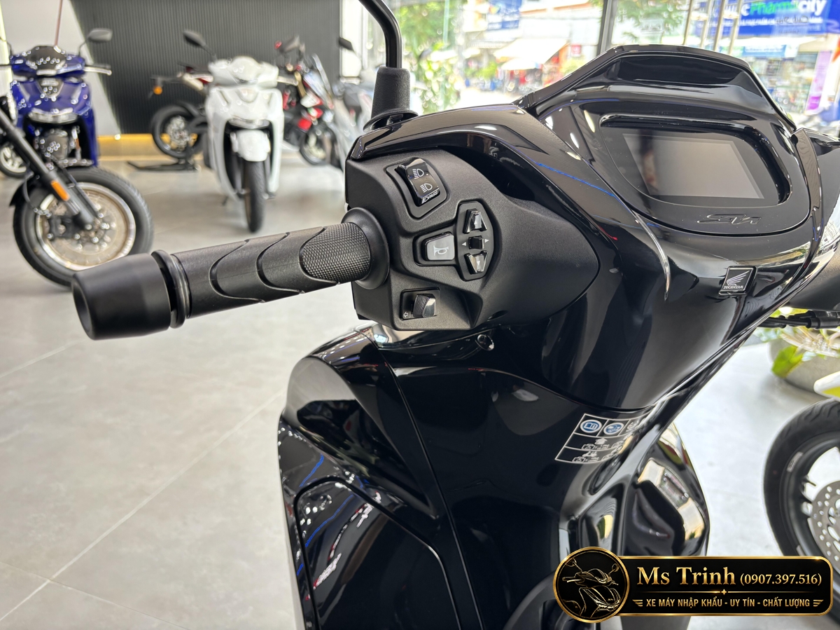 Honda SH150 Ý màu đen bóng New Concept 2026 giá tốt sắc đen đẹp từng chi tiết