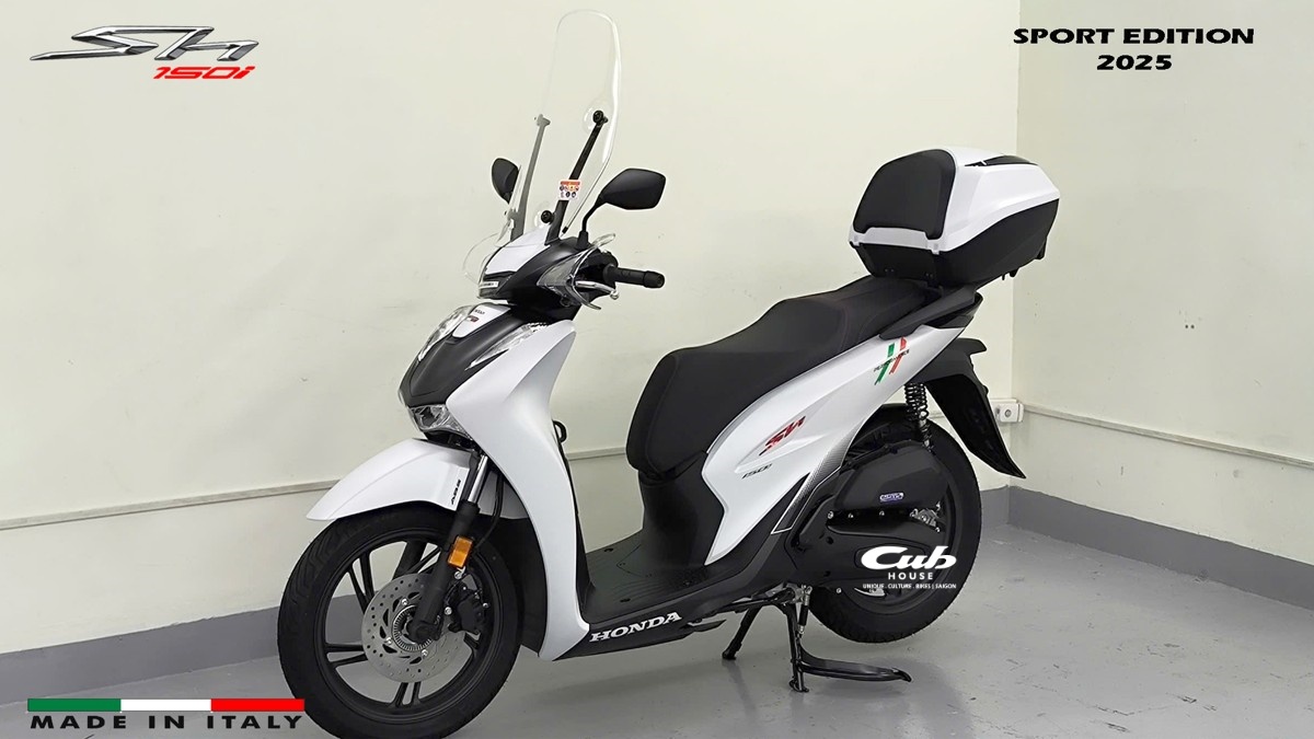 Honda SH150 Sport 2025 nhập Ý màu trắng