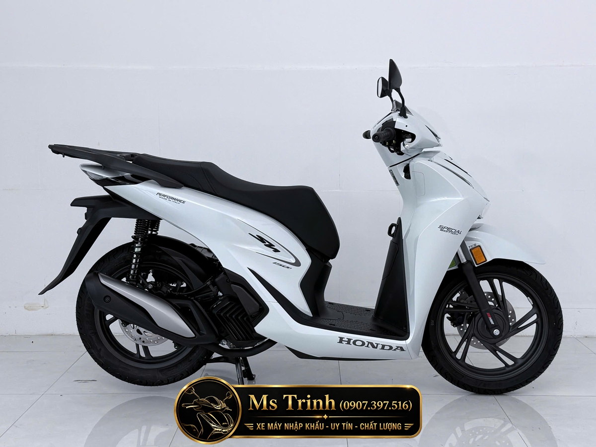 Toàn cảnh Honda SH150i Special Edition Standard màu trắng nhập khẩu chính ngạch Ý