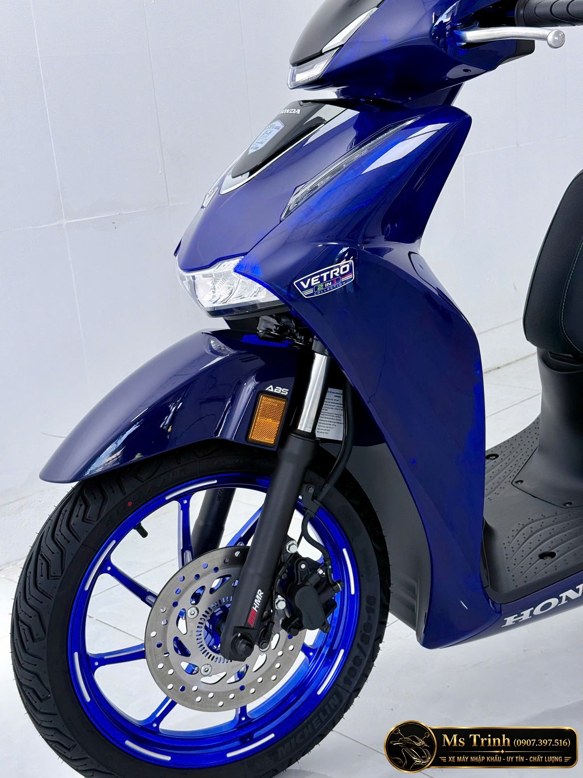 Cận cảnh Honda SH150i Vetro Super 2 in 1 Sapphire – Green thực tế siêu đẹp, siêu ấn tượng
