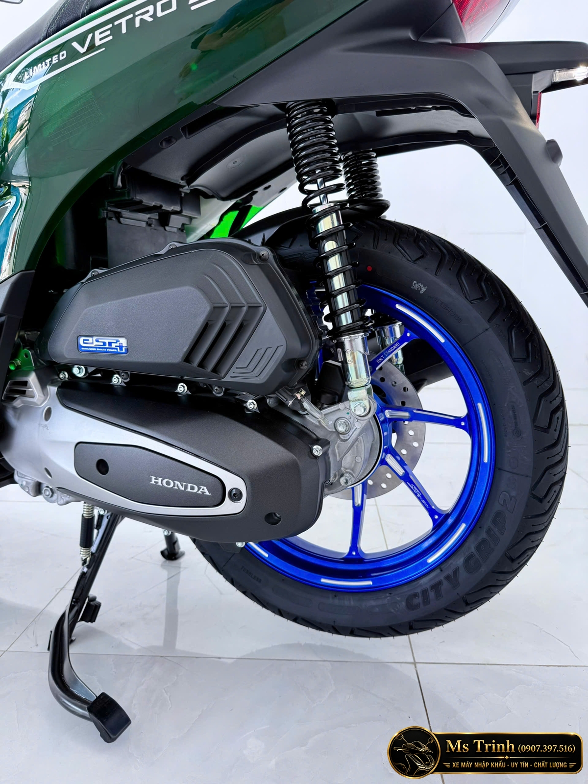Cận cảnh Honda SH150i Vetro Super 2 in 1 Sapphire – Green thực tế siêu đẹp, siêu ấn tượng