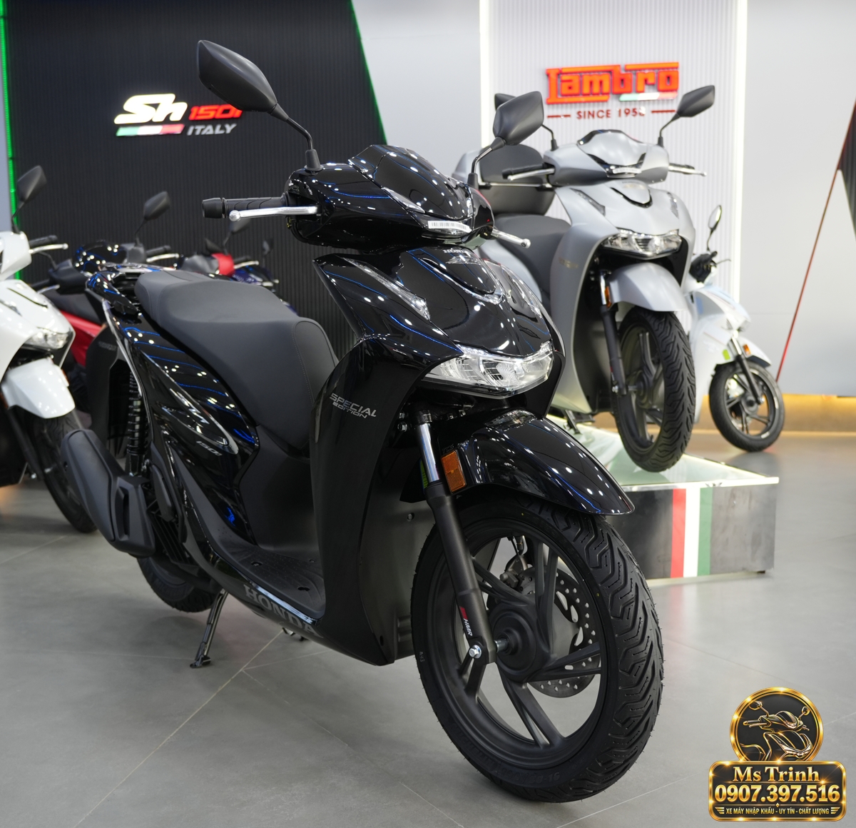 Honda SH150i Ý đen bóng 2027 Đẹp từng góc nhìn, đầy đủ công nghệ giá tốt