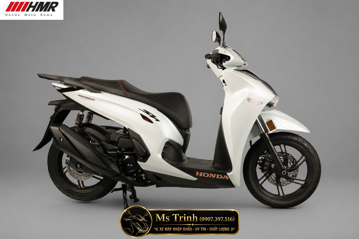 Honda SH350i Sporty 2026 màu trắng với thiết kế tổng thể đậm chất doanh nhân trẻ