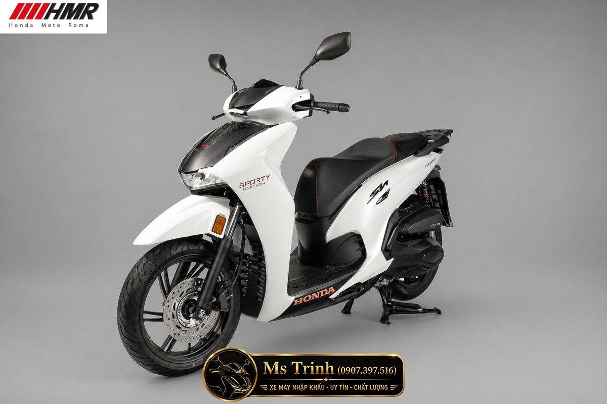 Honda SH350i Sporty 2026 màu trắng sở hữu ngoại hình thanh lịch nhưng cực kỳ mạnh mẽ
