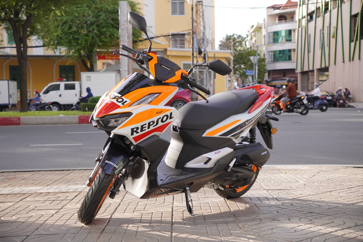 Tem Repsol trên Vario 160