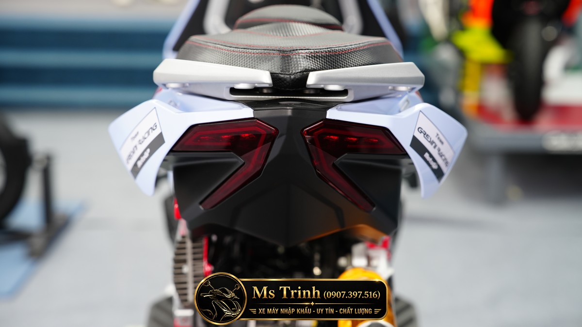 Italjet Dragster 300 2026 phiên bản Gresini Edition kết hợp hoàn hảo giữa hiệu năng và thiết kế Ý Italjet Dragster 300 2026 phiên bản Gresini Edition kết hợp hoàn hảo giữa hiệu năng và thiết kế Ý
