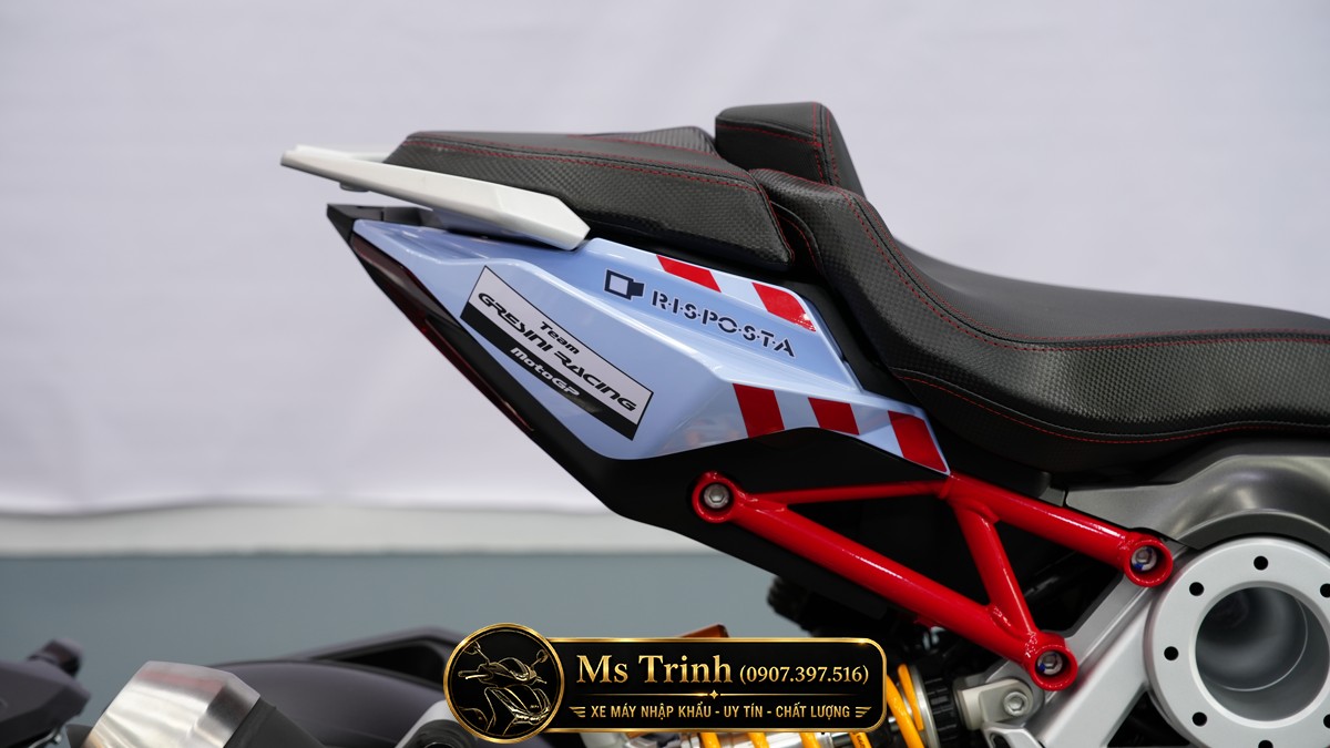 Italjet Dragster 300 giá 225 triệu đồng thu hút giới chơi xe nhập khẩu tại Việt Nam Italjet Dragster 300 giá 225 triệu đồng thu hút giới chơi xe nhập khẩu tại Việt Nam