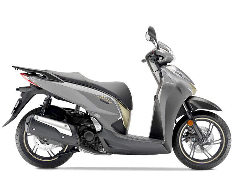 Chi tiết Honda SH300i Total Black 2020 đầu tiên về Việt Nam Nhập Ý giá  trên dưới 300 triệu đồng