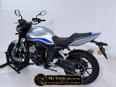 Giá Honda CB500SF Super Four 2026 chỉ 285 triệu Cận cảnh mẫu naked bike 4 xi-lanh khiến biker phát sốt
