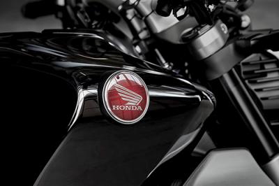 Honda CB1000R 2018 chốt giá 485 triệu đồng 