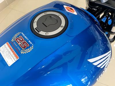 Honda CB400SF phiên bản xanh sang trọng