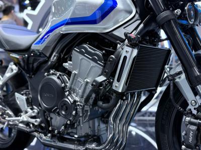 Honda CB500 SF Super Four Nhập Chính Hãng – Mẫu Naked-Bike 4 Máy