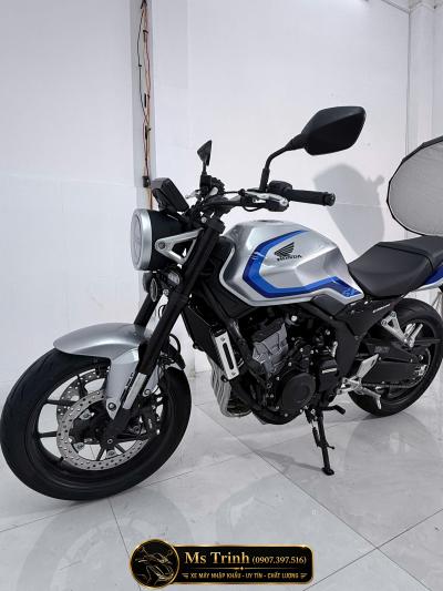 Honda CB500 SF Super Four Nhập Chính Hãng – Mẫu Naked-Bike 4 Máy
