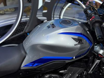 Honda CB500 SF Super Four Nhập Chính Hãng – Mẫu Naked-Bike 4 Máy