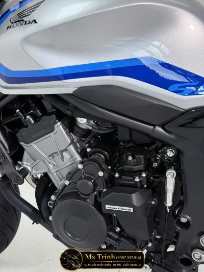 Honda CB500 SF Super Four Nhập Chính Hãng – Mẫu Naked-Bike 4 Máy