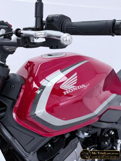 Honda CB500SF Màu Đỏ Naked Bike 4 Xi-Lanh Thế Hệ Mới, Mạnh Mẽ Và Nổi Bật