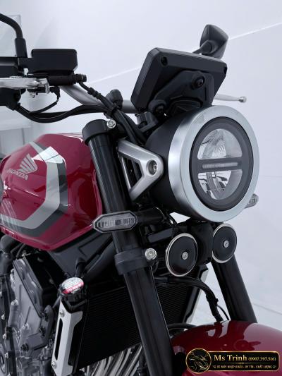 Honda CB500SF Màu Đỏ Naked Bike 4 Xi-Lanh Thế Hệ Mới, Mạnh Mẽ Và Nổi Bật