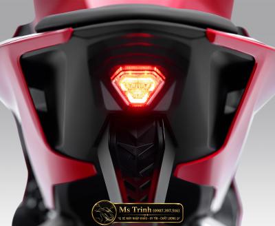 Honda CBR500R FOUR 2026 Động Cơ 4 Xi Lanh, E-Clutch Thế Hệ Mới