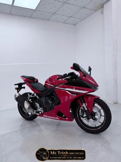 Honda CBR500R Four 2026 Giá xe mới nhất Màu Đỏ Đen Xám Bạc Sport Bike 4 xi lanh hoàn toàn mới