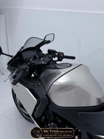 Honda CBR500R Four 2026 màu đỏ Chất thể thao bùng nổ đầy khác biệt