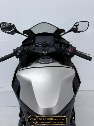 Honda CBR500R Four 2026 màu đỏ Chất thể thao bùng nổ đầy khác biệt