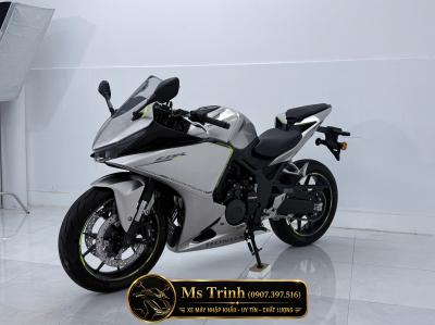 Honda CBR500R Four 2026 màu đỏ Chất thể thao bùng nổ đầy khác biệt