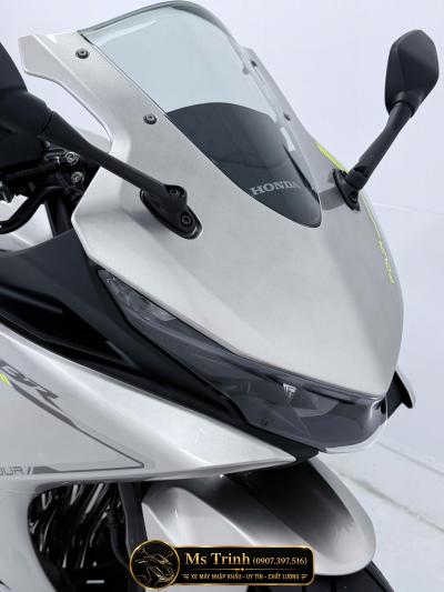 Honda CBR500R Four 2026 màu đỏ Chất thể thao bùng nổ đầy khác biệt