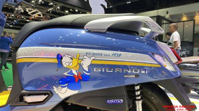 Honda Giorno Donald Duck - Phiên Bản Giới Hạn Độc Đáo kỷ niệm sinh nhật 90