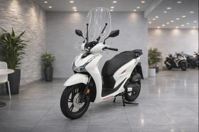 Honda SH150 Trắng Pha Lê Nhập Ý phiên bản 2026 giá tốt chính ngạch