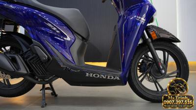 Honda SH150 Vetro Blue Model 2027 Sắc xanh Sapphire trong suốt, chọn khác biệt ngay từ ánh nhìn