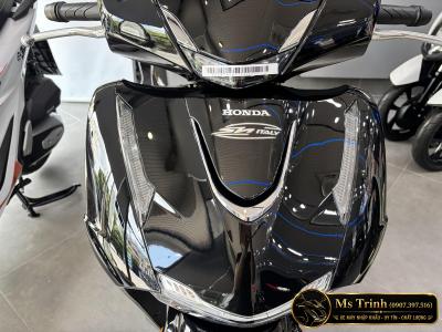 Honda SH150 Ý màu đen bóng New Concept 2026 giá tốt sắc đen đẹp từng chi tiết