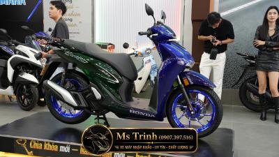 Honda SH150i Italy Super Vetro 2 In 1Phiên Bản Custom Hai Sắc Xanh Giới Hạn 200 xe Tại Việt Nam