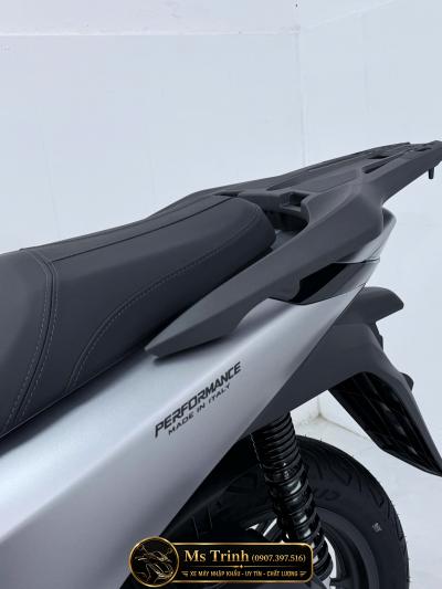 Honda SH150i Special Edition Standard màu bạc nhập Ý 2026 Giá mới nhất, phiên bản Honda Moto Roma HMR cao cấp