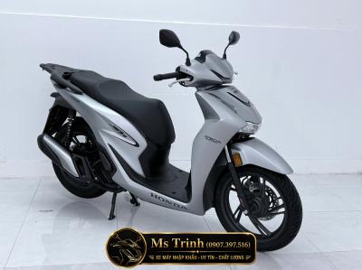 Honda SH150i Special Edition Standard màu bạc nhập Ý 2026 Giá mới nhất, phiên bản Honda Moto Roma HMR cao cấp