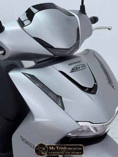 Honda SH150i Special Edition Standard màu bạc nhập Ý 2026 Giá mới nhất, phiên bản Honda Moto Roma HMR cao cấp
