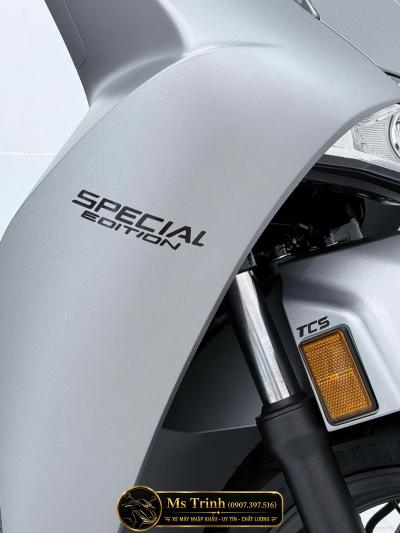 Honda SH150i Special Edition Standard màu bạc nhập Ý 2026 Giá mới nhất, phiên bản Honda Moto Roma HMR cao cấp