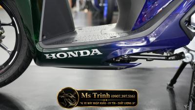 Honda SH150i Vetro Super 2 in 1 Green – Sapphire: Tuyệt phẩm hai sắc xanh độc đáo giới hạn 200 xe