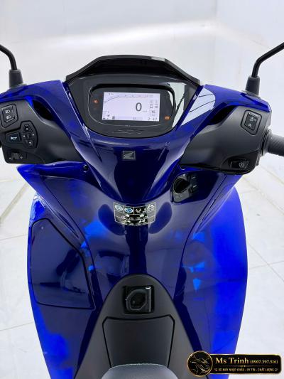 Honda SH150i Vetro Super 2 in 1 Sapphire – Green: Sắc xanh Sapphire cuốn hút, phiên bản giới hạn đáng sở hữu