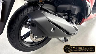 Honda SH350i Sporty Màu Đỏ Nhám 2026 Nhập Ý – Chất Ý Được Thể Hiện Qua Từng Chi Tiết
