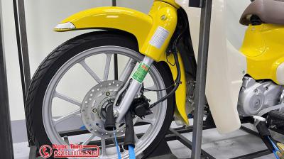 Honda Super Cub 110 ABS Nhật màu vàng giá tốt, chính ngạch