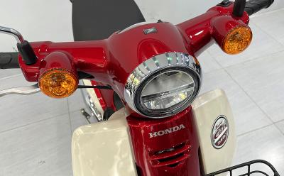 Honda Super Cub 110 màu đỏ nhập khẩu Thái Lan