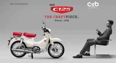 Honda Super Cub C125 Custom Edition 2025 màu trắng Thái Lan